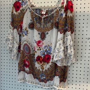 Bila Multicolor Floral Blouse with Ruffled Sleeves
